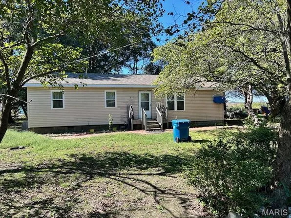209 Kell Rd, Catron, MO 63833