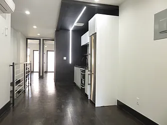 Rented by Rennit Inc.