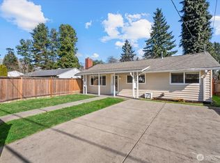 17004 11th Avenue NE, Shoreline, WA 98155