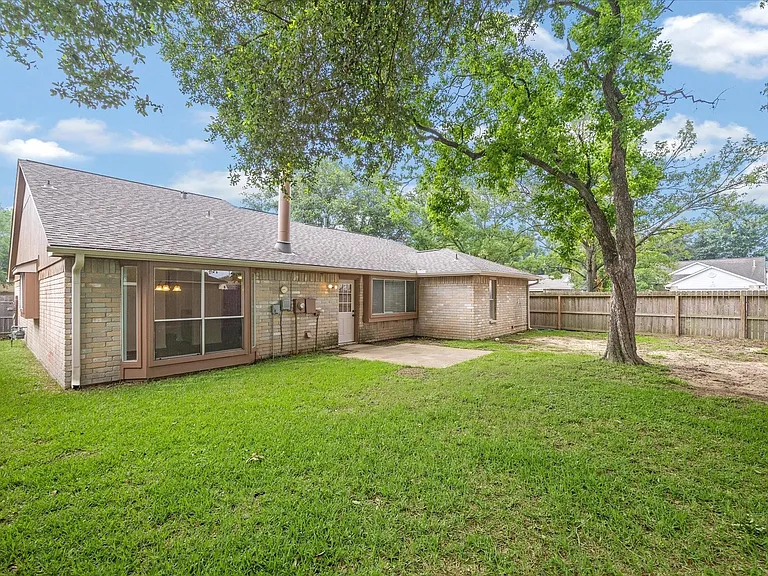 1534 Valley Landing Dr — Photo 21