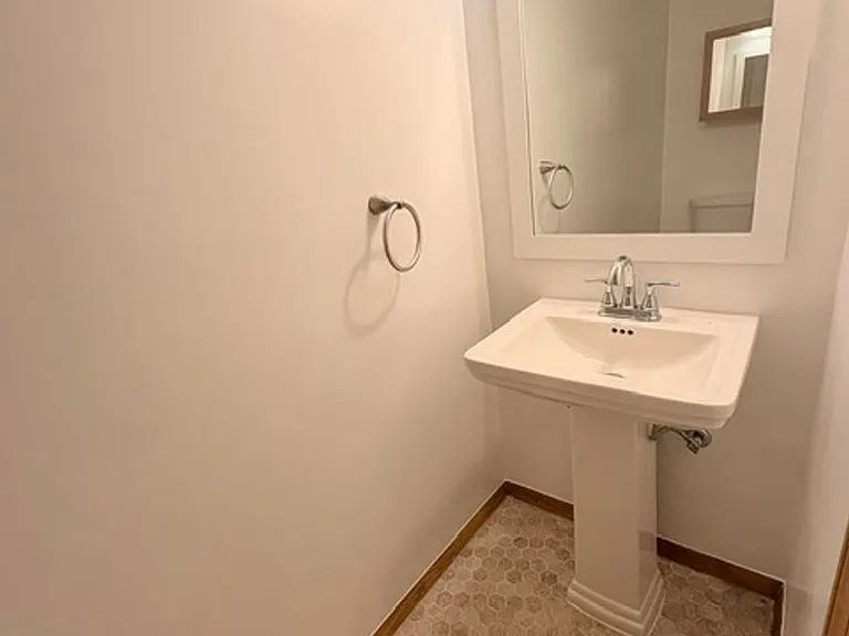 2071 Golf Course Dr — Photo 17
