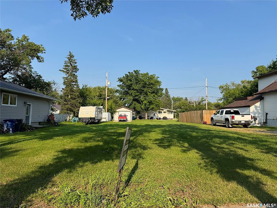 2nd image of 307 3rd Street W