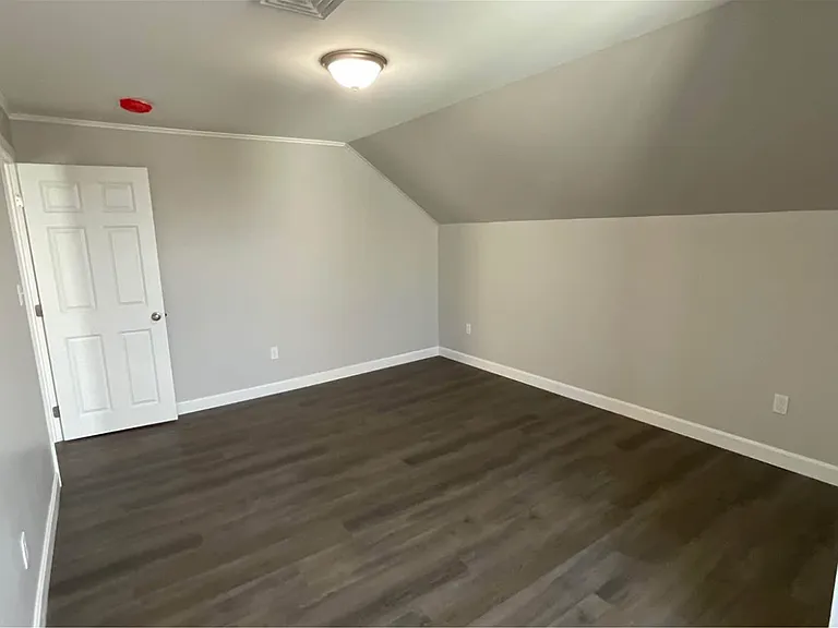 25 Buffinton St #3 — Photo 2