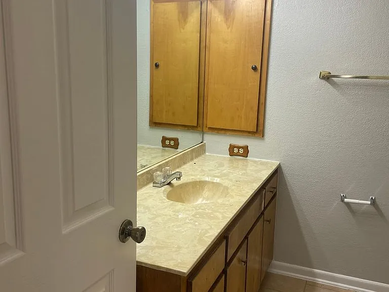 9203 Wickheather St — Photo 16