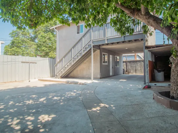 1805 W 35th St #1/2, Los Angeles, CA 90018