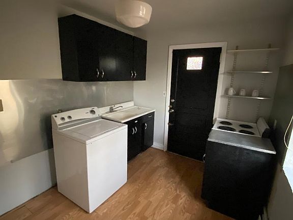 2nd image of 810 Northridge St #1