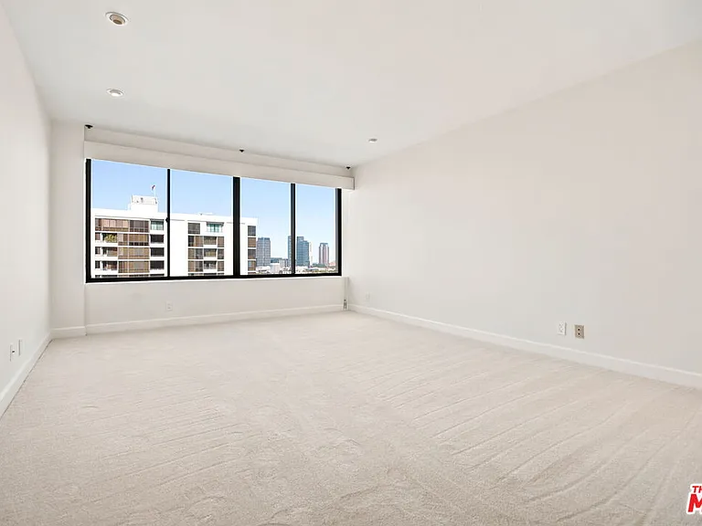 10724 Wilshire Blvd #1104 — Photo 18