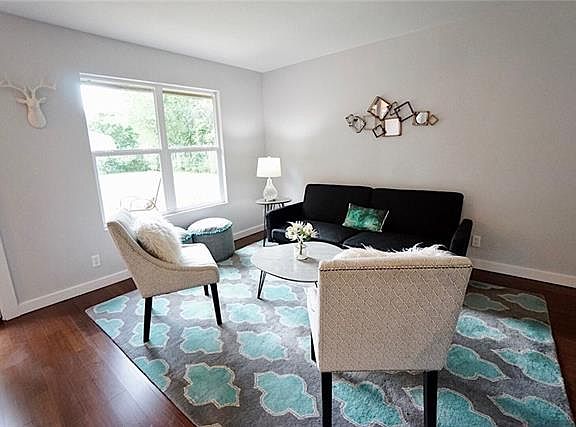 5th image of 10601 Turner Dr