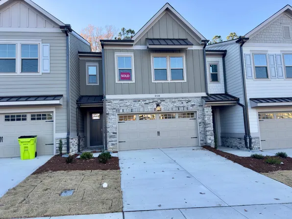 2126 Maggie Valley Dr, Apex, NC 27502