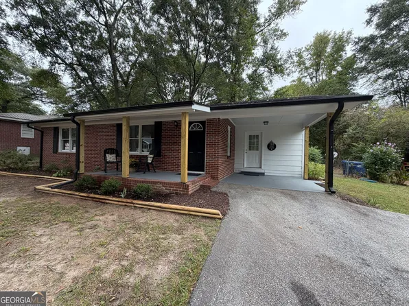 135 Martha St, Winder, GA 30680