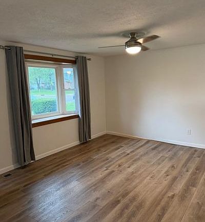 4th image of 6510 Longford Rd