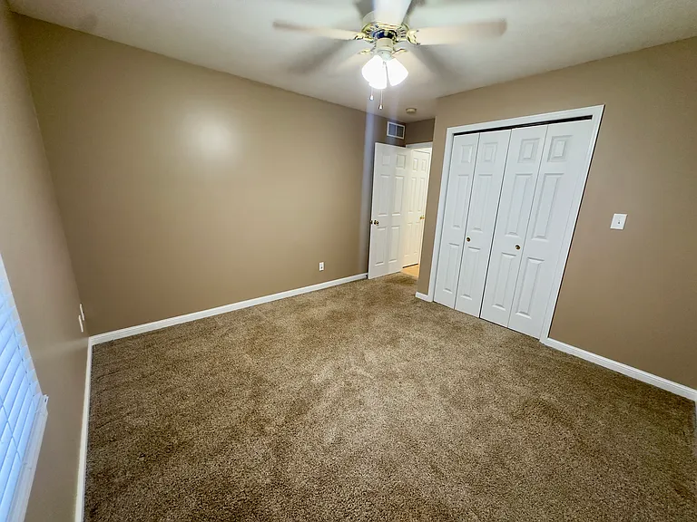 3328 Red Bud Ln — Photo 6