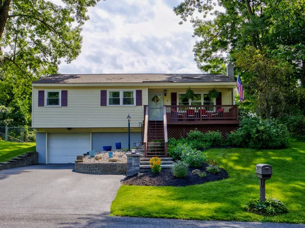 7 Gick Road, Saratoga Springs, NY 12866