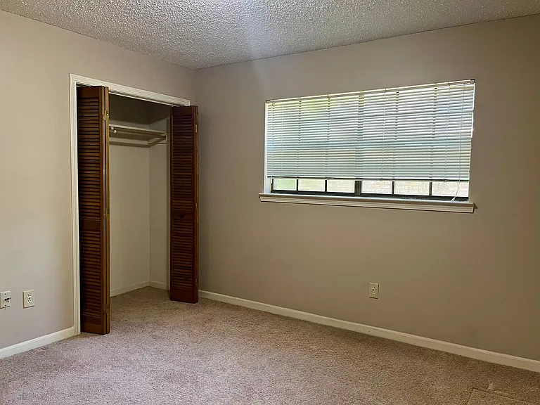 5113 Sandy Ridge Dr — Photo 11