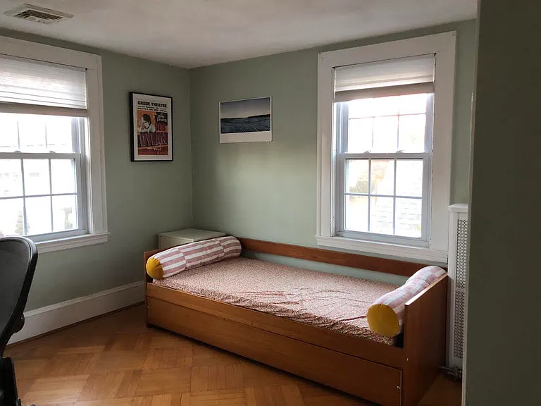 77 Pearl St #2 — Photo 23