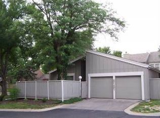 8121 Halsey St, Lenexa, KS 66215