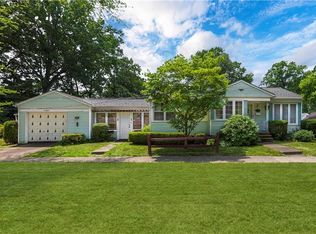 25825 Wolf Rd, Bay Village, OH 44140