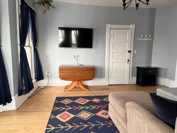 3rd image of 410-412 Excelsior St #C