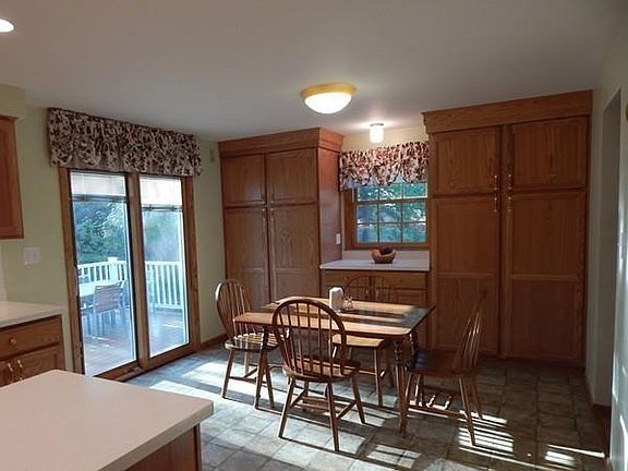 3rd image of 25 Dibuono Dr