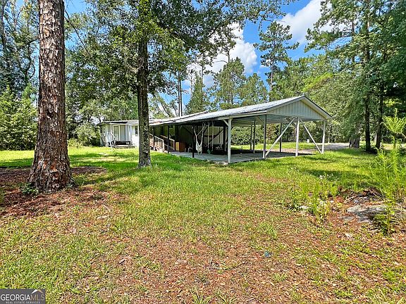 2nd image of 315 Garrison St