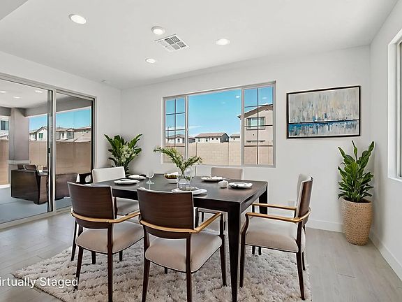 Virtually Staged Dining