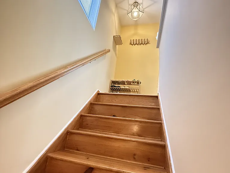 56 Sunrise Dr — Photo 6