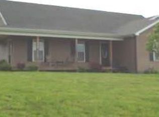700 Kendrick Ln, Harrodsburg, KY 40330