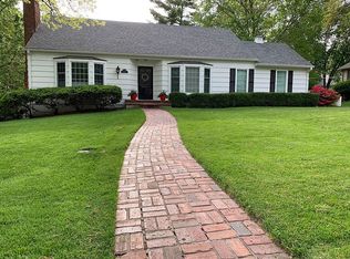 7924 Granada St, Prairie Village, KS 66208