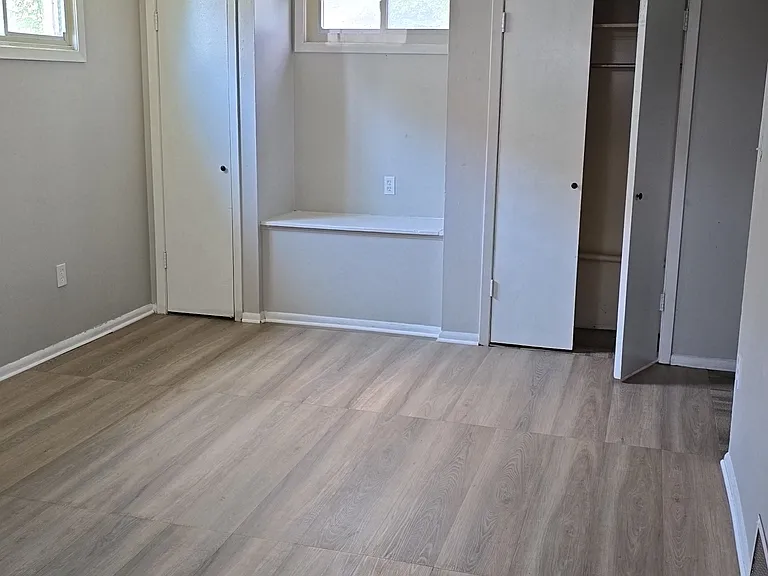 4721 1/2 N 39th St #1/2 — Photo 3