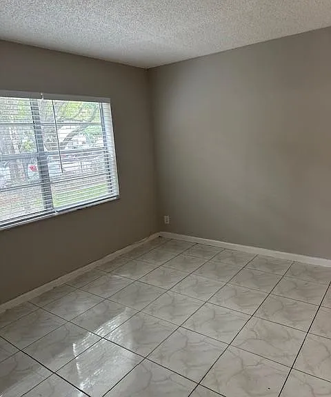 1004 Twin Lakes Dr #1004 — Photo 6
