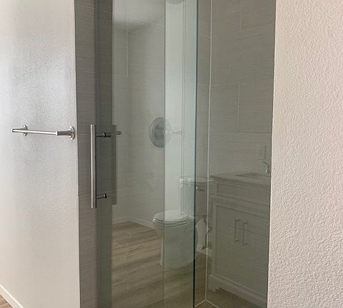 2nd image of 105 Cielo Ln