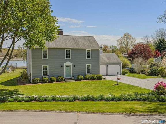 2nd image of 21 Hefflon Farm Road