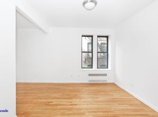141 E 26th St #3E, New York, NY 10010