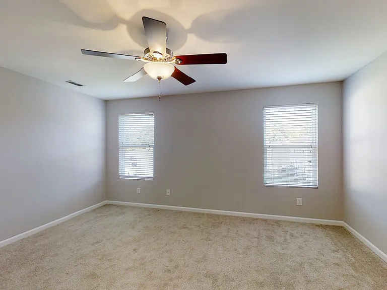 2711 Magnolia Tree Ln — Photo 12