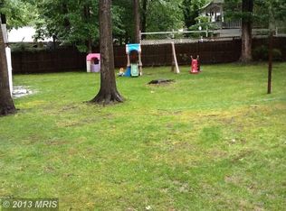 9117 Murdock Rd, Fairfax, VA 22032