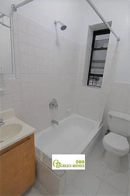 Rented by Green Home NY Realty LLC | media 8