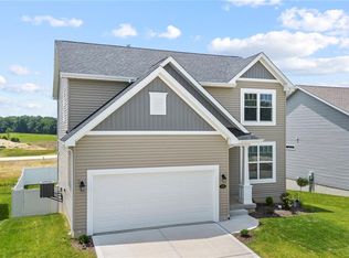 359 Valley Bluff Dr, Wentzville, MO 63385