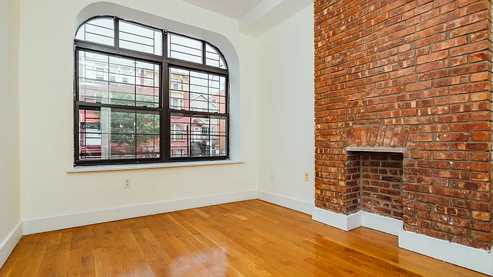 Rented by Nooklyn NYC LLC | media 2