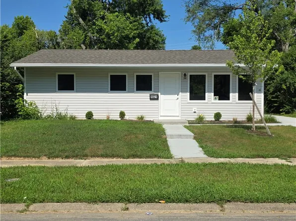 1621 Azalea Dr, Dayton, OH 45417