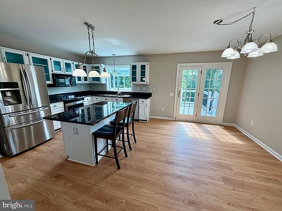 5th image of 4409 Cole Farm Rd