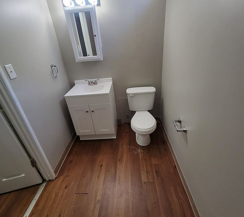 1st image of 2928 Landon Dr