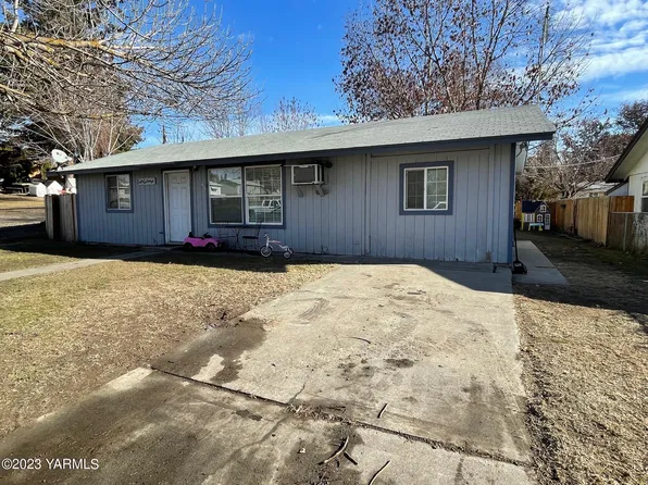 205 Pearson St, Zillah, WA 98953