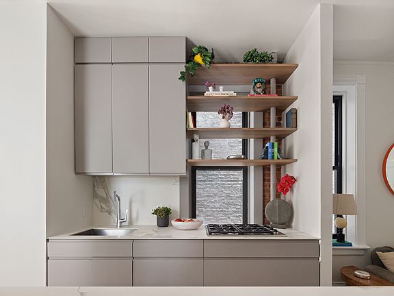 5th image of 855 9th Ave APT 1B