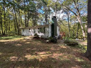 18 Navratil Rd, Willington, CT 06279