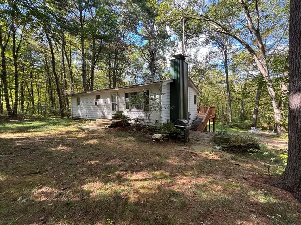 18 Navratil Road, Willington, CT 06279