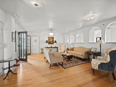 130 4th Ave N APT 203, Saint Petersburg, FL, 33701
