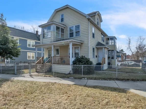 70-72 Corona St, Springfield, MA 01104