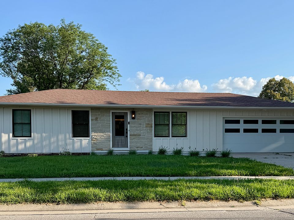 1st image of 102 Prairie View Dr
