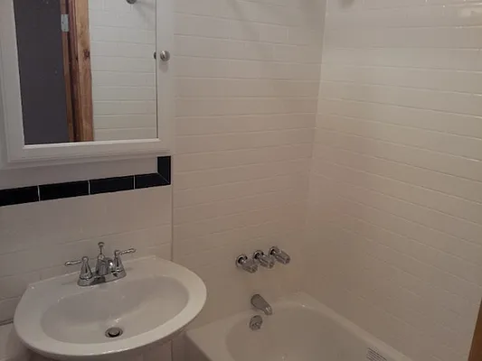 Rented by ZealEstate Group Inc | media 27