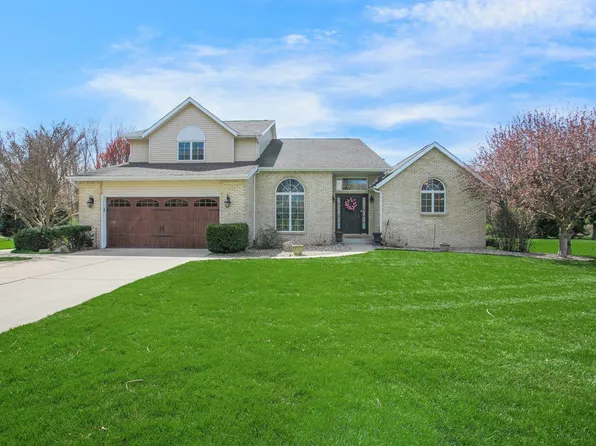 61637 Miami Meadows Ct, South Bend, IN 46614